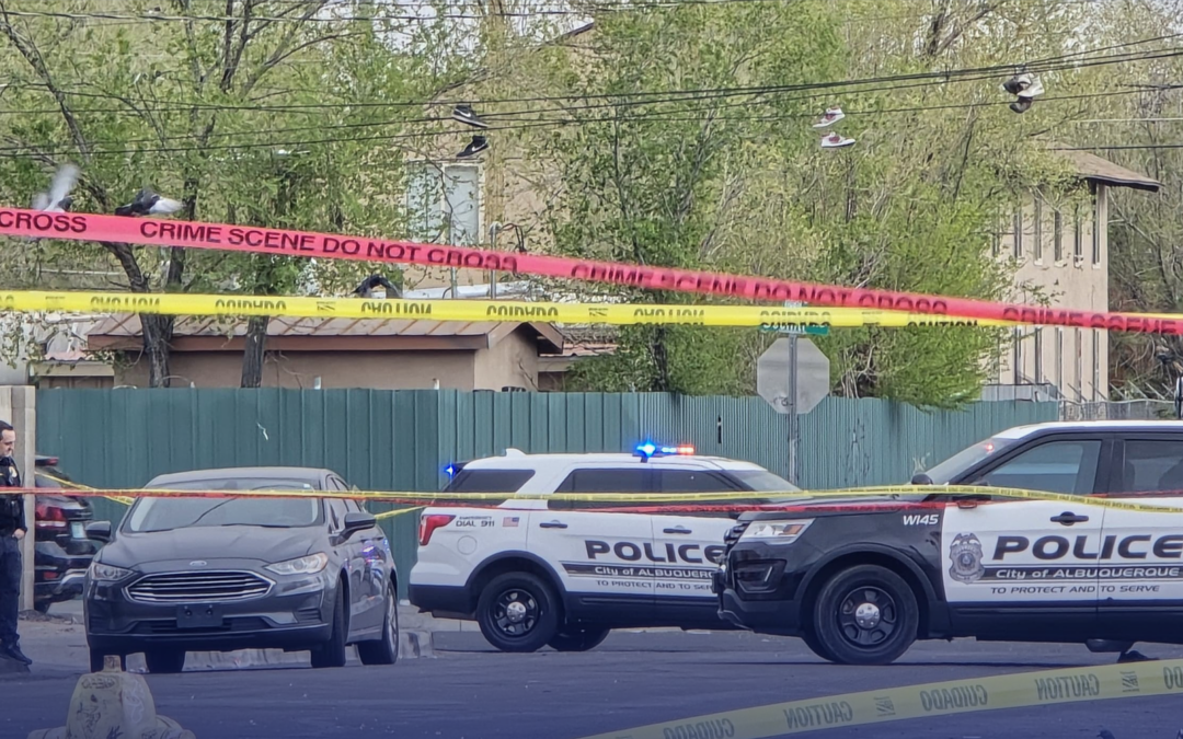 Se reporta un tiroteo que dejo a una persona herida y otra sin vida en Albuquerque