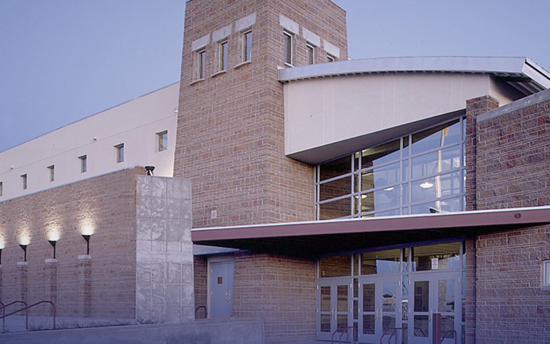 Arrestan a estudiante por portar arma de fuego cargada en Albuquerque