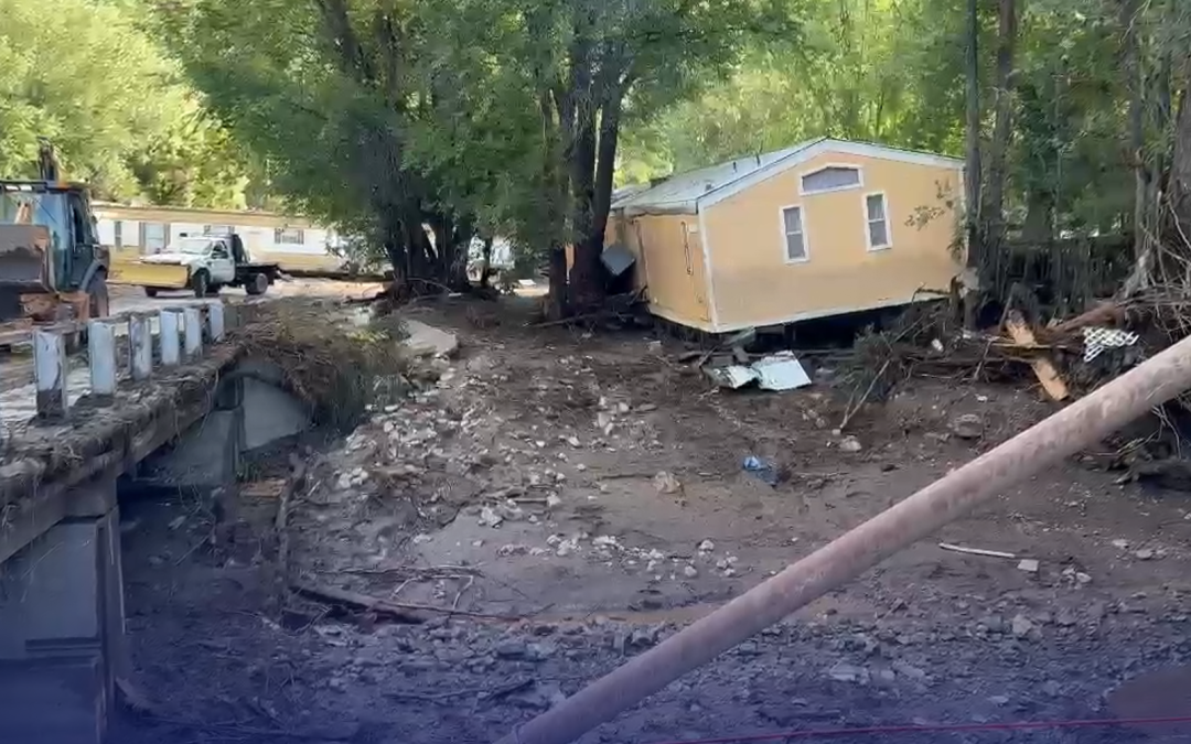 Inundaciones en Ruidoso: Mueren tres personas, incluidos dos niños