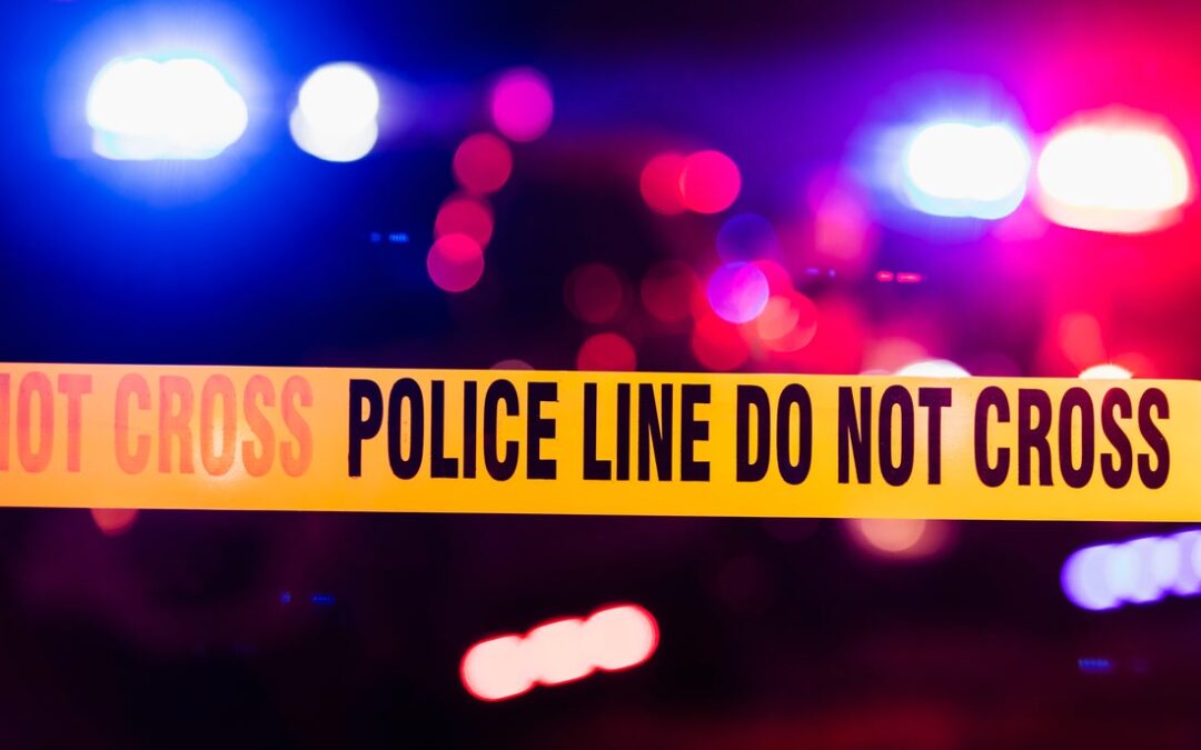 Adolescente enfrenta cargo de homicidio tras muerte de su padre