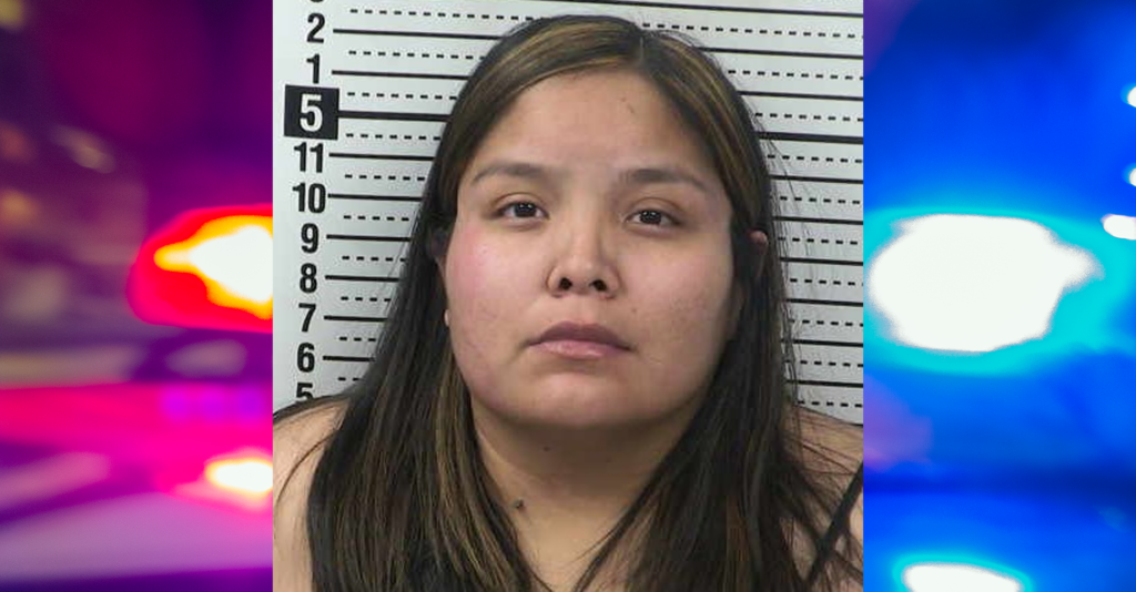 Mujer ebria cae en zanja con sus cuatro hijos y es arrestada en Doña Ana