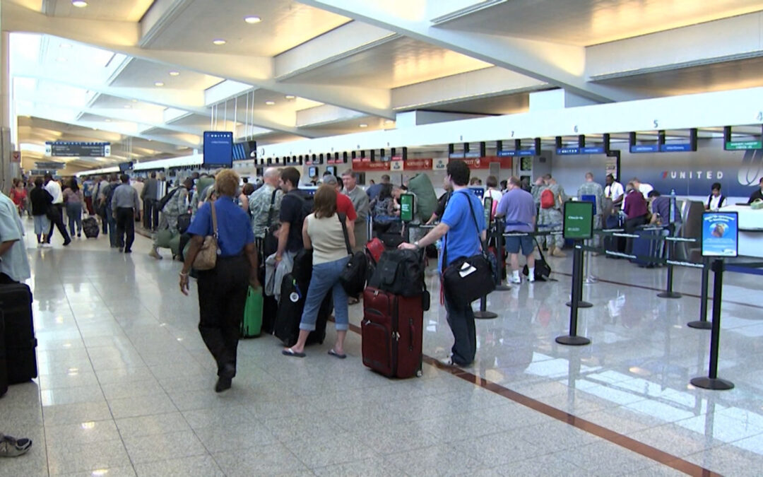 EE.UU. Implementa Datos Biométricos al Entrar y Salir del País: Nuevas Reglas en Aeropuertos