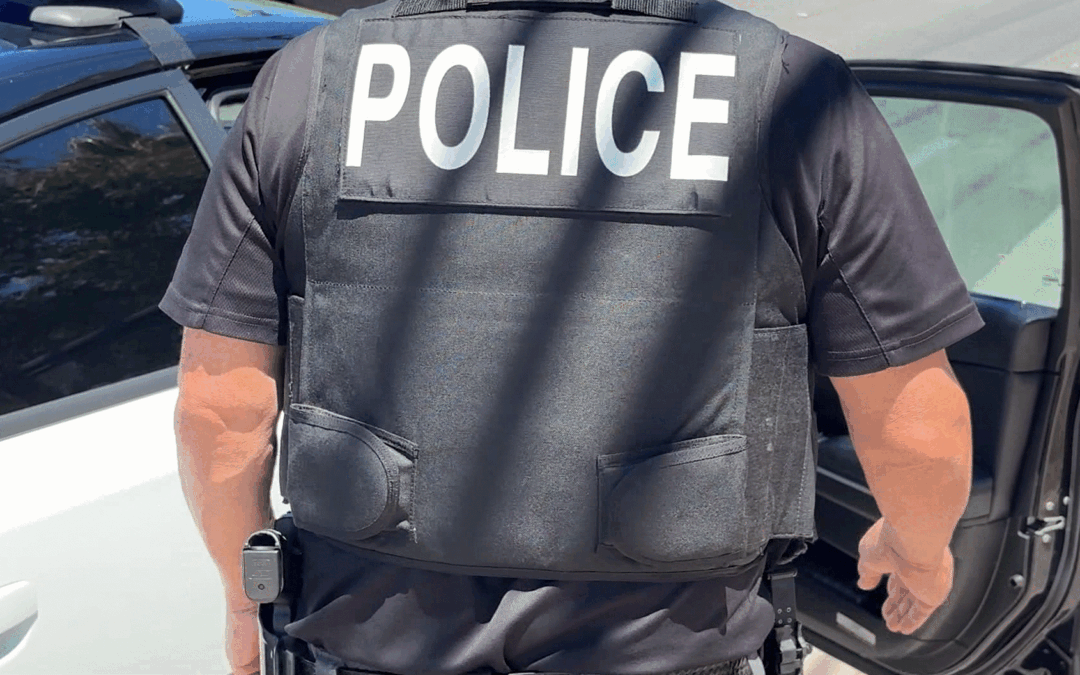 Alerta en Texas: Buscan a Fugitivo Armada por Robo Agravado