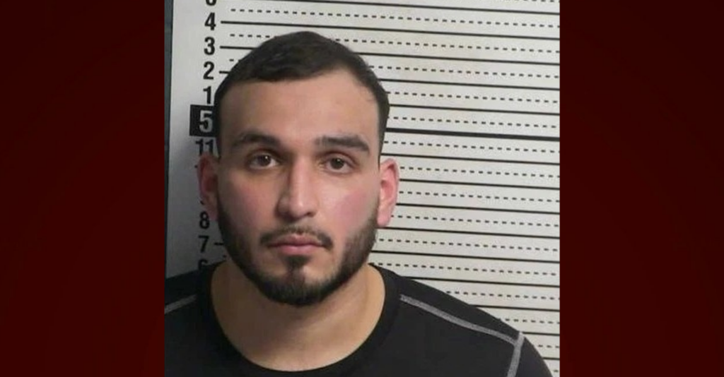 Exagente del alguacil de Doña Ana, Joshua Benjamin Montelongo, enfrenta cargos de abuso sexual