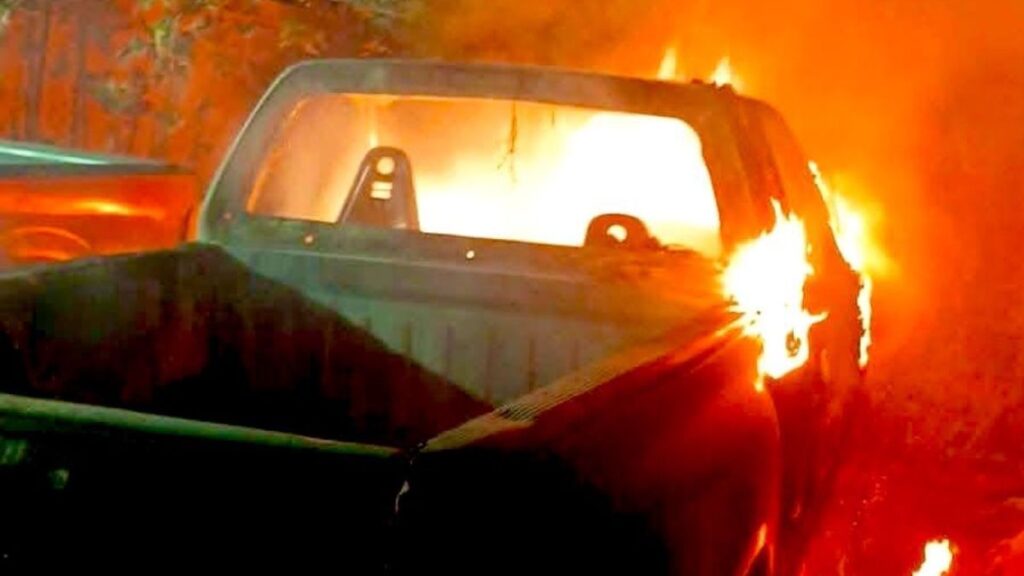 Incendio de Casa y Autos del Exalcalde de Palmar de Bravo, Adán Silva Valeriano