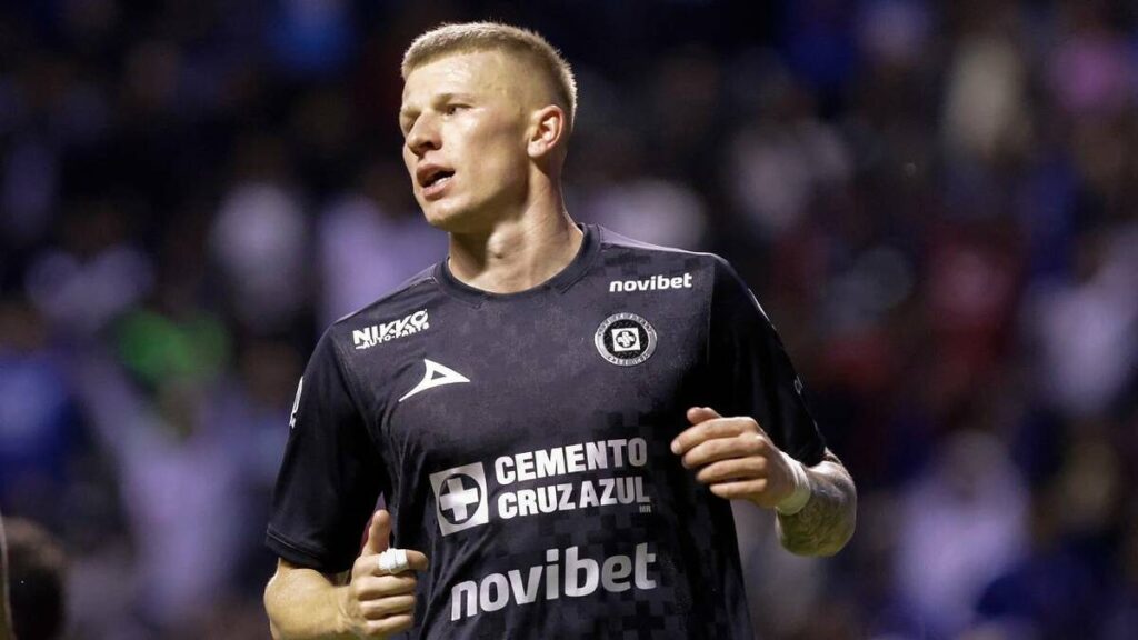 Mateusz Bogusz Ausente: Últimas Novedades en Cruz Azul