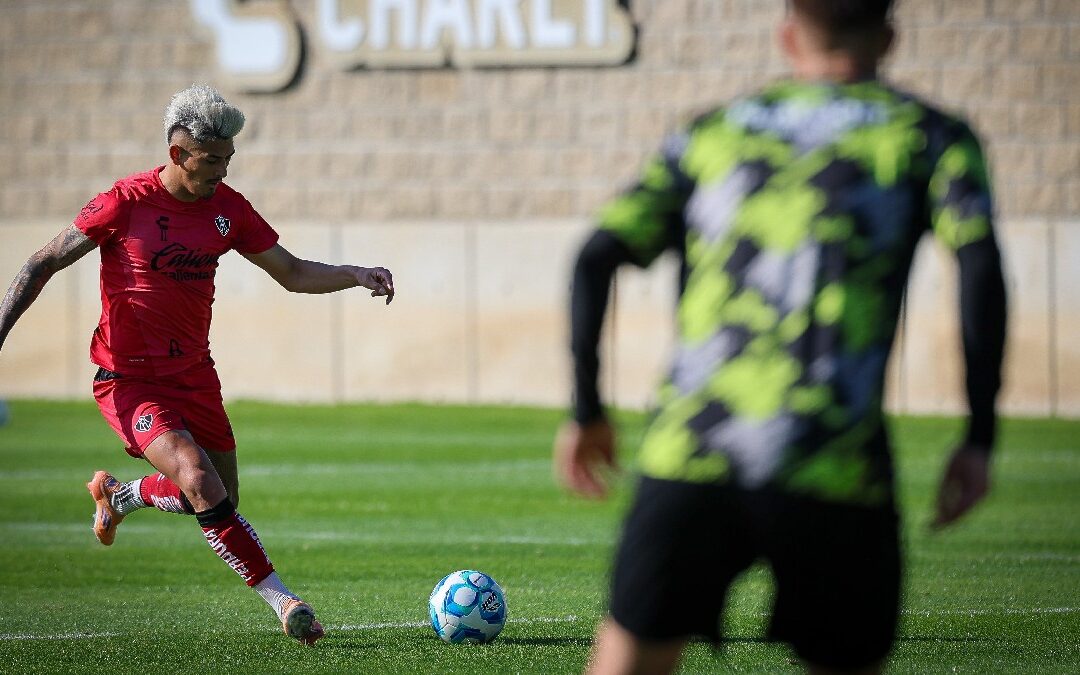Atlas Domina al Necaxa: Doblete de ‘Pochito’ González y Mirada al Clásico Tapatío