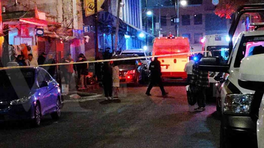 Motosicarios Asaltan Restaurante en el Centro de CdMx: Un Muerto y un Herido