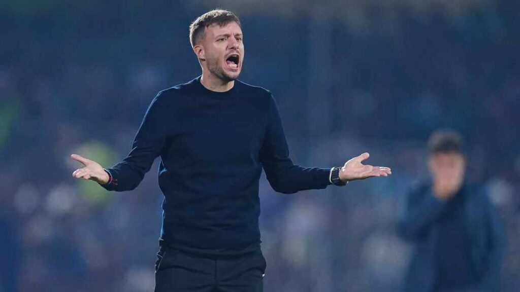 Botafogo enfrenta severa sanción de FIFA bajo la dirección de Martín Anselmi