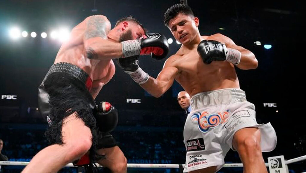 Crawford: El Cinturón del Nuevo Campeón Mexicano ahora en Manos del Toro Reséndiz