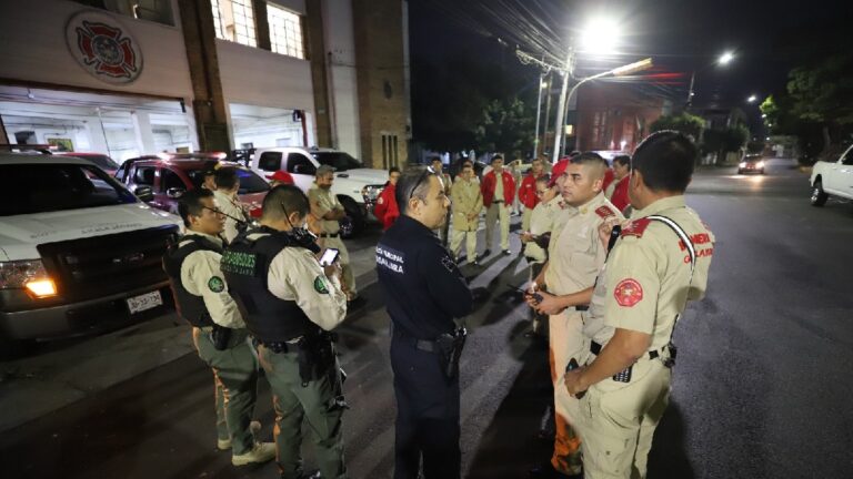 Bomberos en Guadalajara y Zapopan apagan 45 fogatas durante el Año Nuevo