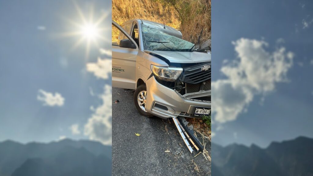 Choque en carretera de Colima: Tráiler provoca lesiones en el puente de Beltrán