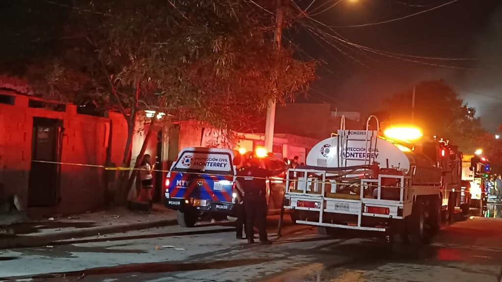 Incendio en Monterrey: Tejabán de la colonia La Alianza consumido sin lesionados