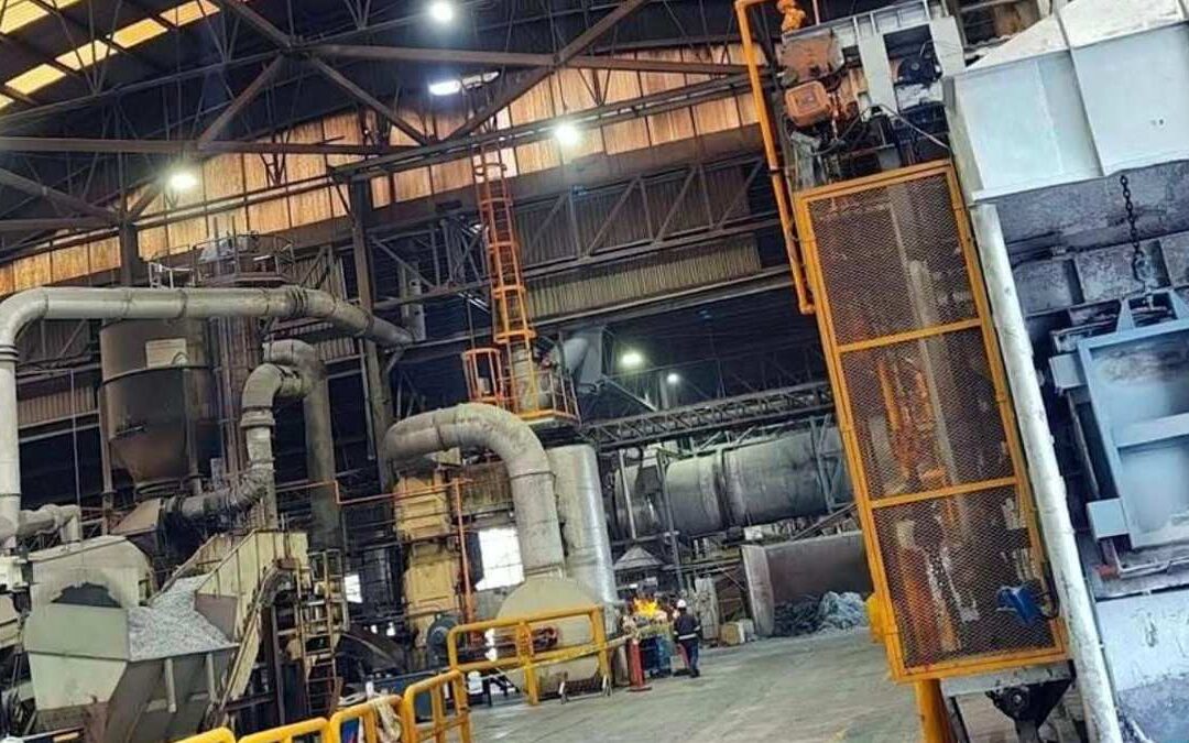 Accidente Laboral en García: Muere Trabajador Tras Ser Prensado por Máquina