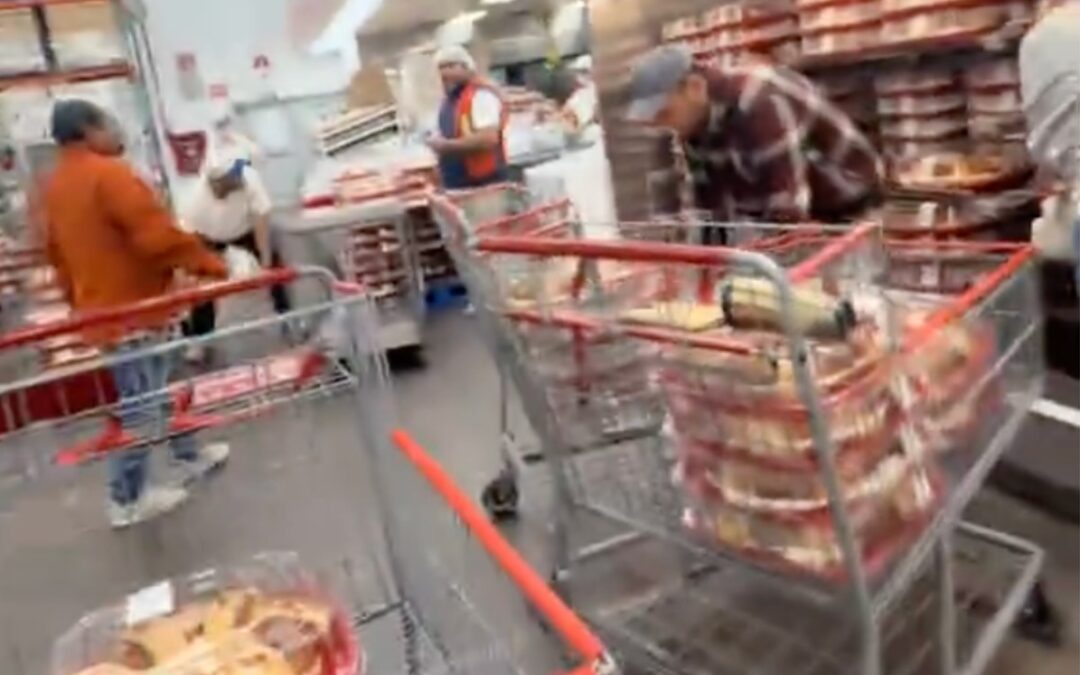 ¡Locura de Roscas! Compradores Compulsivos Captados en Costco Guadalajara