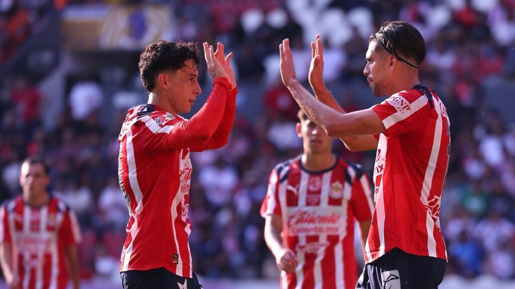 Chivas Brillan en la Copa Pacífica: Medalla de Bronce y un Cierre de Pretemporada Exitoso