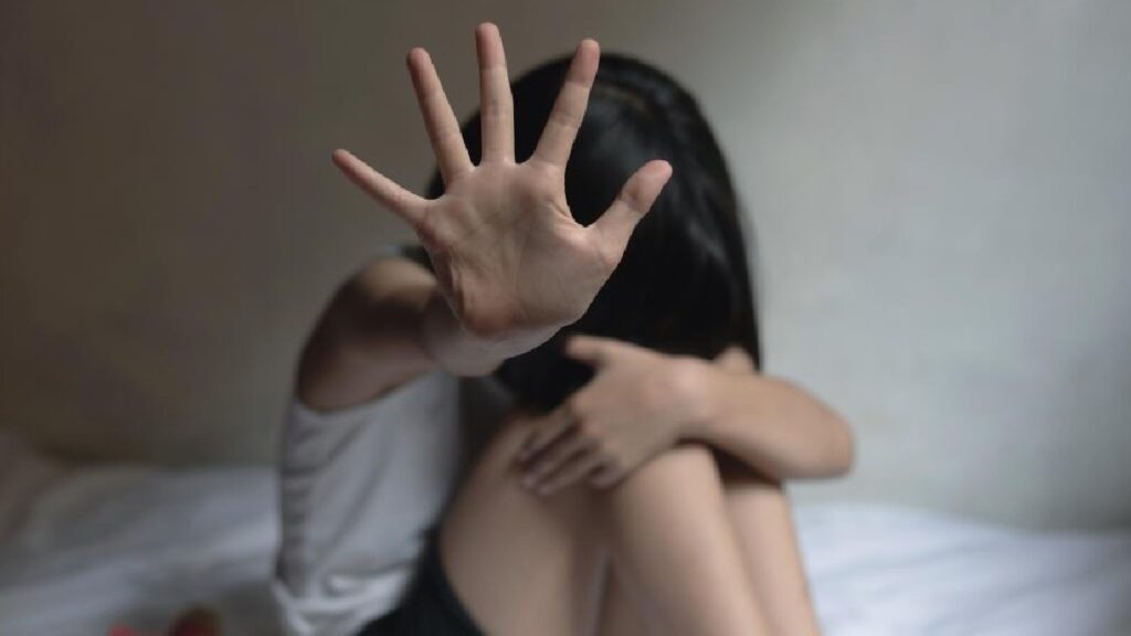 Arrestos por Abuso Infantil y Violación: Fiscalía Detiene a Tres Hombres en el AMG