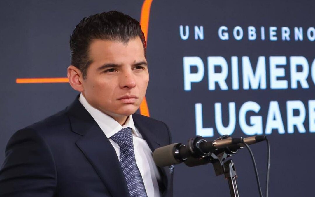 Miguel Flores propone renegociar el Presupuesto 2026 ante el Congreso de Nuevo México