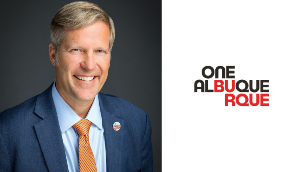 Alcalde Tim Keller reconoce a ganadores de los premios One Albuquerque y Voluntario del Mes