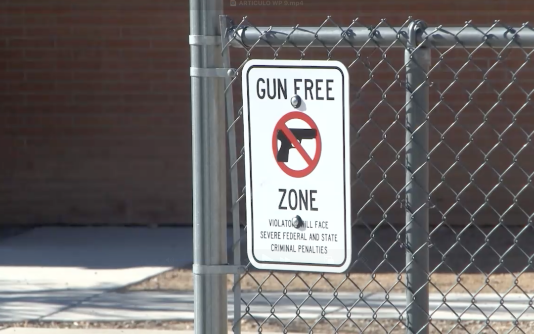 APS implementa uso obligatorio de mochilas transparentes en cinco escuelas