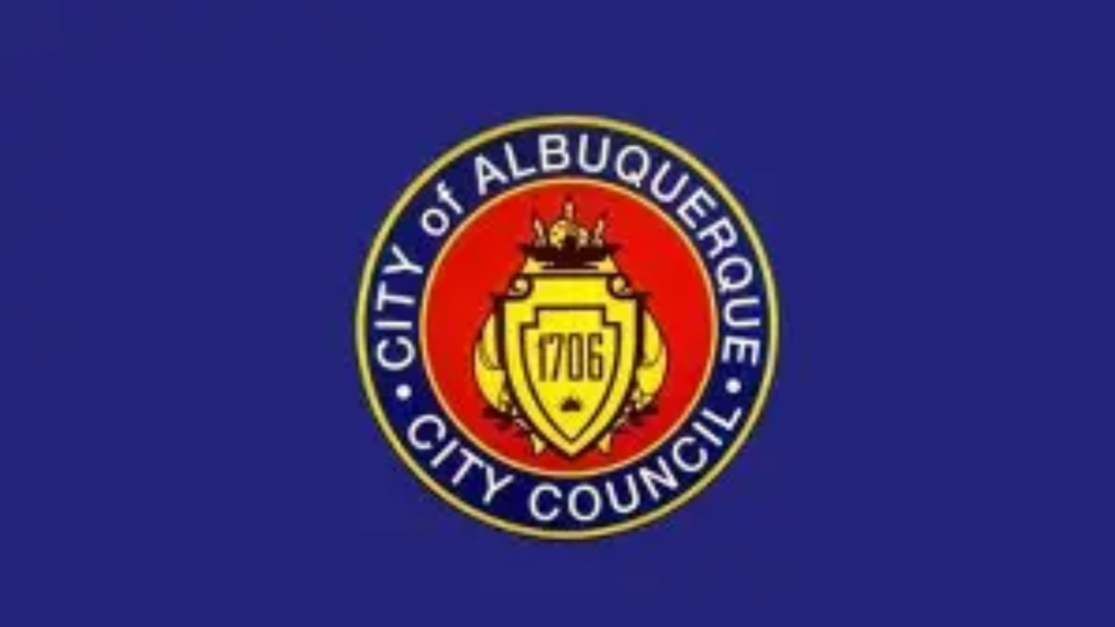 Funcionarios y residentes del Distrito 6 destacan urgencia de reforzar derechos de arrendatarios