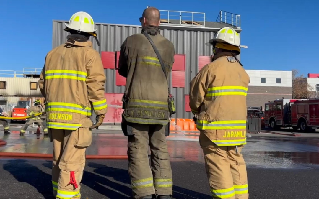 Albuquerque fortalece capacitación de bomberos con fuego controlado