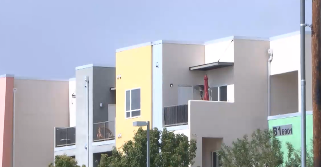 Concejala critica rechazo de ordenanza de protección a inquilinos en Albuquerque