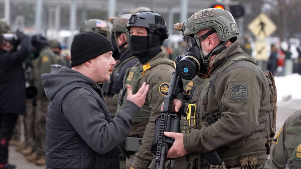 Uso de la Fuerza Federal: Dudas y Protestas en el Valle de Coachella
