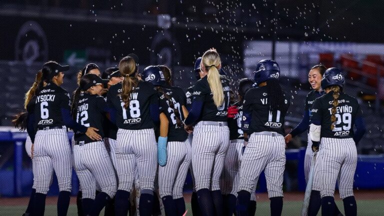 Yanina Treviño Brilla con su Joya de Pitcheo en la Blanqueada de Sultanes Femenil sobre Charros