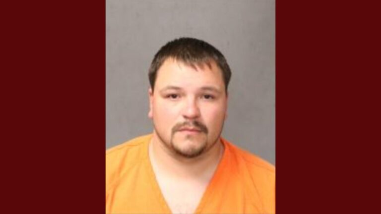 Ira al volante en Albuquerque: adolescente de 19 años pierde la vida y se detiene al presunto responsable