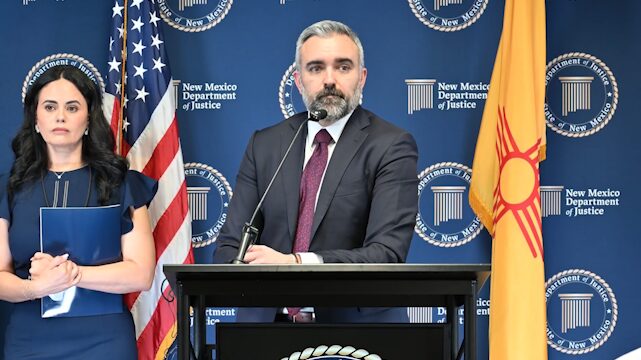 Crisis en departamento de niños, jóvenes y familias de Nuevo México provoca demanda del fiscal general