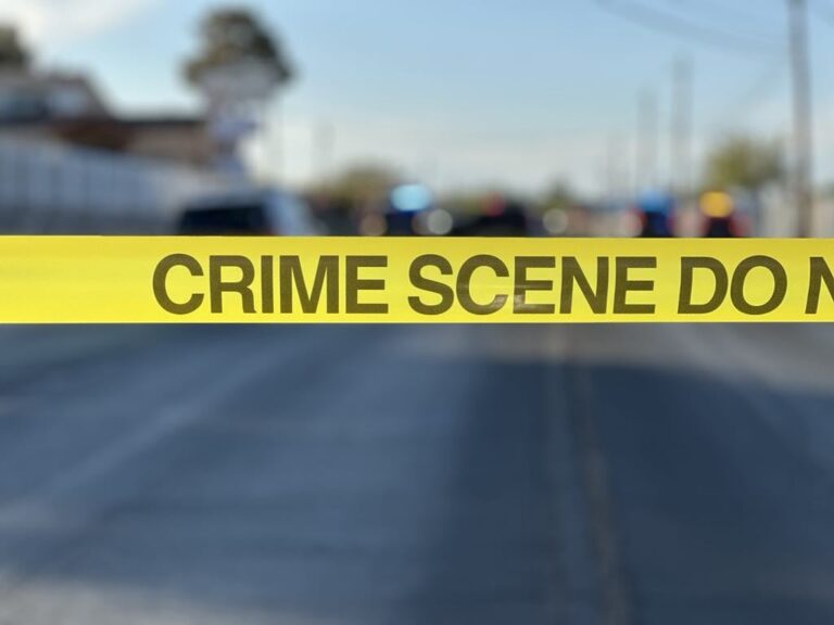 Arrestan en Las Cruces a maestro acusado de conducta inapropiada con estudiante de 14 años