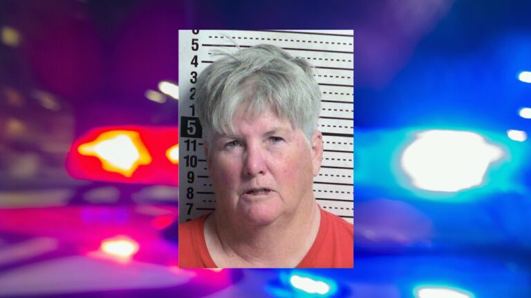 Arrestan a mujer de 58 años por incendios provocados en campus de NMSU en Las Cruces