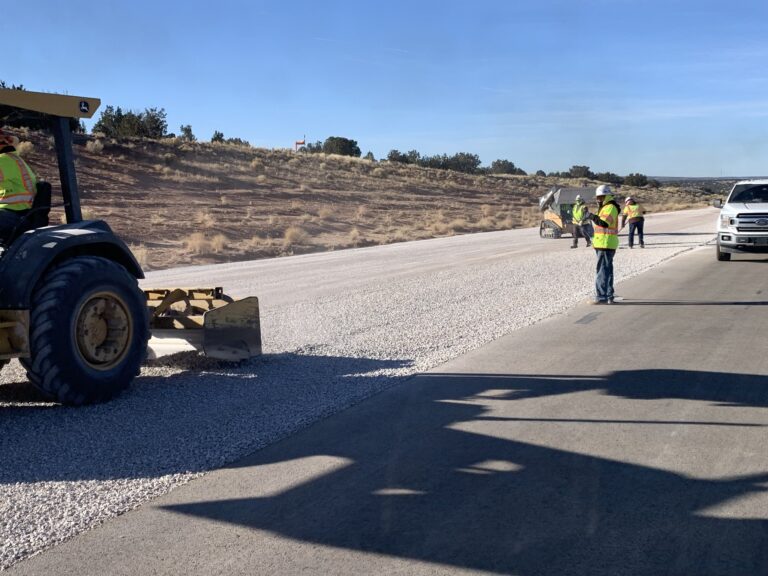 Aeropuerto Andrew Othole Memorial en Zuni Pueblo avanza obras de seguridad en pista con proyecto de $1.5 millones