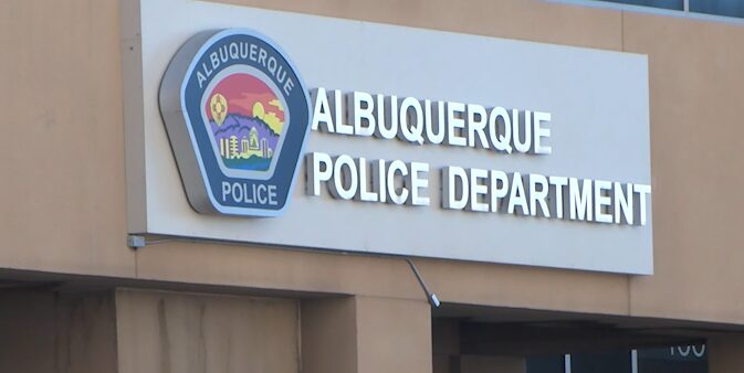 Dos accidentes mortales sacuden el noreste de Albuquerque: APD hace un llamado urgente a reducir la velocidad