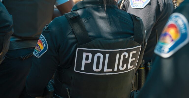 Detienen a cuarto sospechoso por el asesinato de un hombre durante tiroteo en Albuquerque