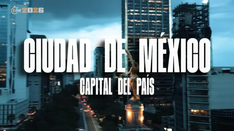Santiago Giménez: La Inspiradora Superación del Futbolista Mexicano ante la Adversidad