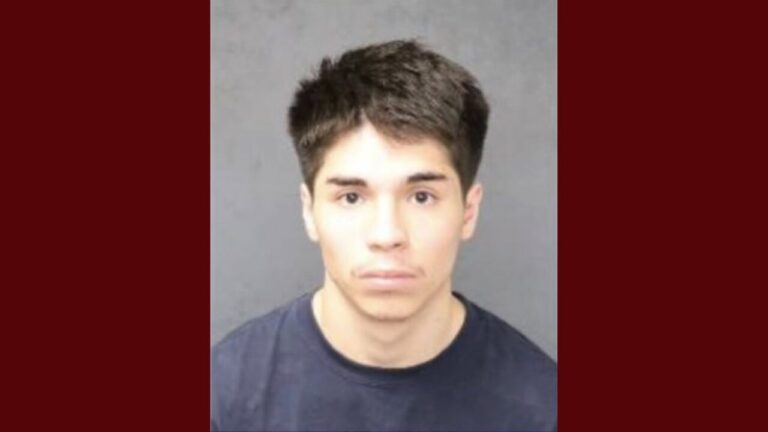 Sentencian a 40 años de prisión a joven por dos homicidios en Albuquerque