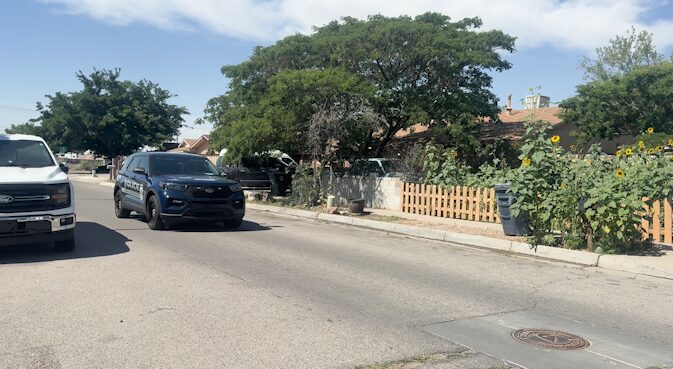 Hallan un cuerpo en residencia del noroeste de Albuquerque