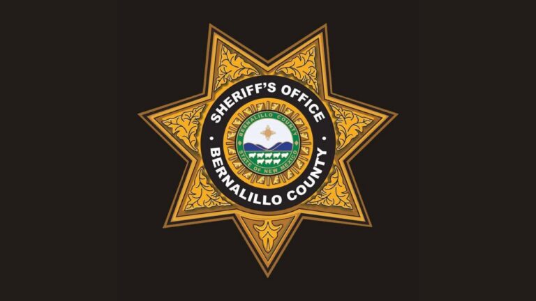 Detienen a joven de 17 años tras mortal atropello y fuga en el suroeste de Albuquerque
