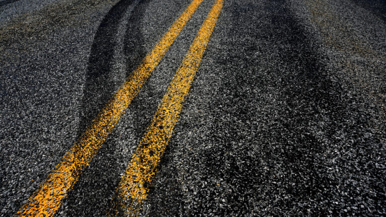 Alerta vial: Cerrada la I-25 rumbo al sur al norte de Albuquerque por multiples choques