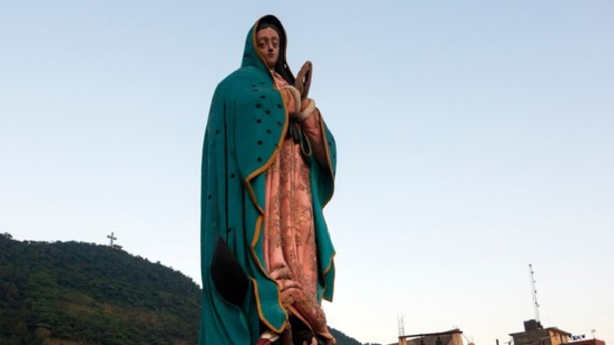 Descubre la Gran Virgen de Guadalupe en Puebla: Un Emblema de Cultura Mexicana